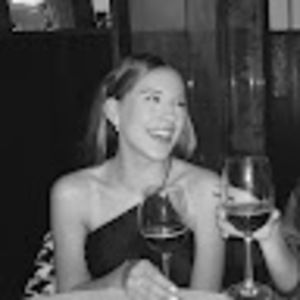 Meet your Posher, Elena